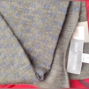 Ladies scarf